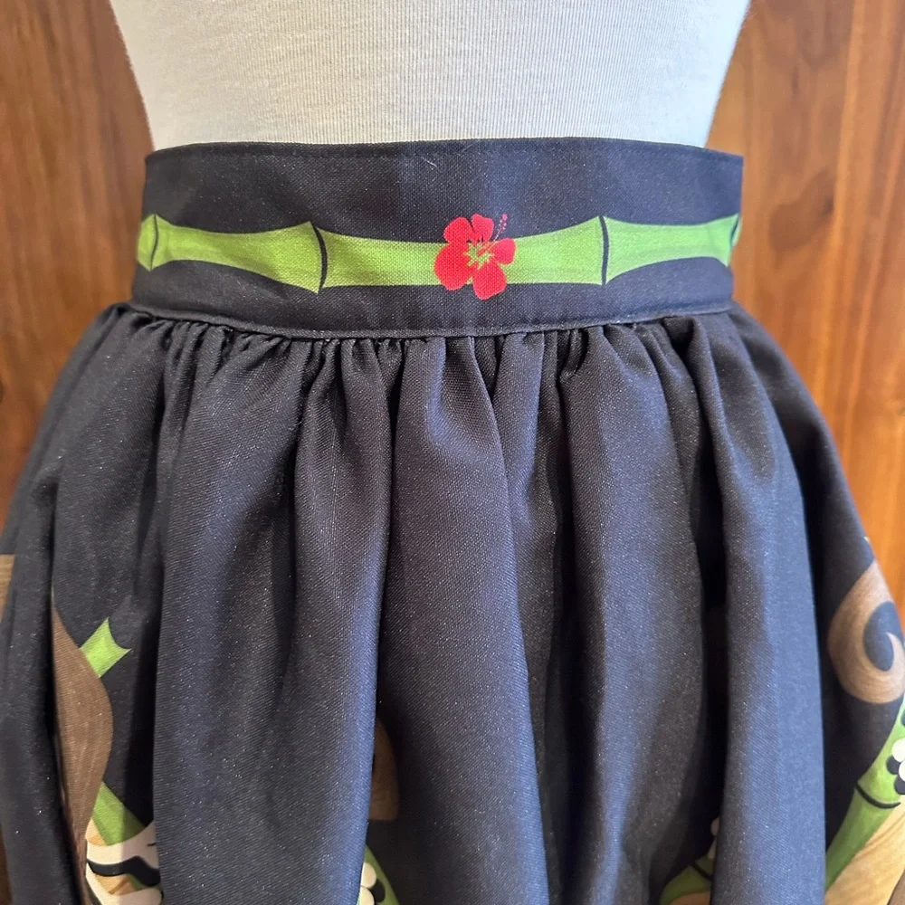 Oblong box shop Denialle Von Fitch Tiki Rockabilly Pinup Skirt - Picture 6 of 8